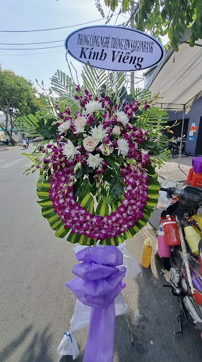 Đặt Vòng Hoa Đám Tang Phú Quốc - Hoa Khai Trương Phú Quốc - Tiệm Hoa Hoa Khai Trương Kiên Giang