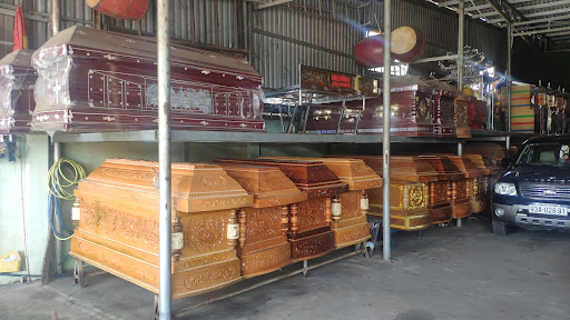 Trại hòm Kim Sương - Tiệm Hoa Tang Lễ Bình Phước