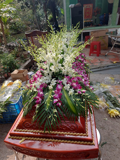 Cơ sở mai táng và sản xuất hòm gỗ Thanh Tùng - Tiệm Hoa Tang Lễ Hậu Giang