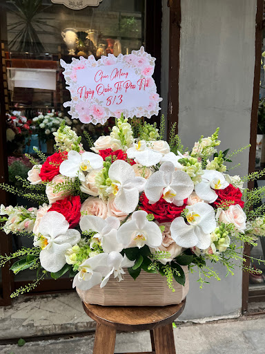 Tiệm Cà Phê - Hoa Tươi Như Ý - Tiệm Hoa Shop hoa tươi quận 3