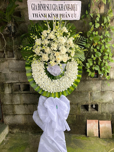 Đặt Vòng Hoa Đám Tang Nha Trang - Hoa Khai Trương - Tiệm Hoa Tang Lễ Khánh Hòa