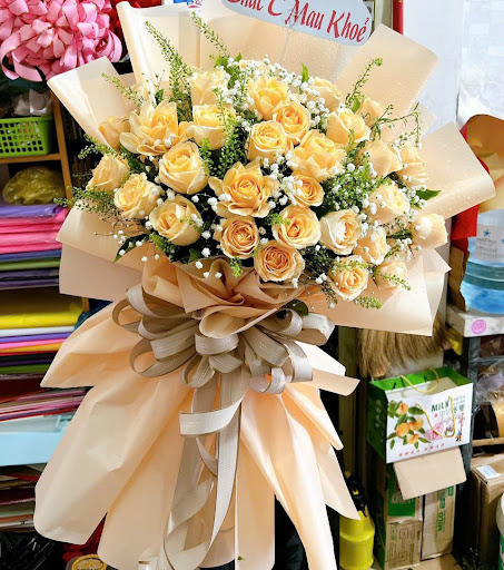 SHOP HOA TƯƠI NGUYỄP MINH - Tiệm Hoa Hoa Tốt Nghiệp Long An