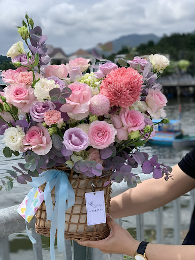 Nhà có Hoa - Tiệm hoa lá Sông Cầu - Tiệm Hoa Hoa Tốt Nghiệp Phú Yên