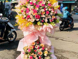 hoa khai trương, kệ hoa khai trương, kệ hoa khai trương đẹp, lẳng hoa khai trương đẹp, lẳng hoa khai trương