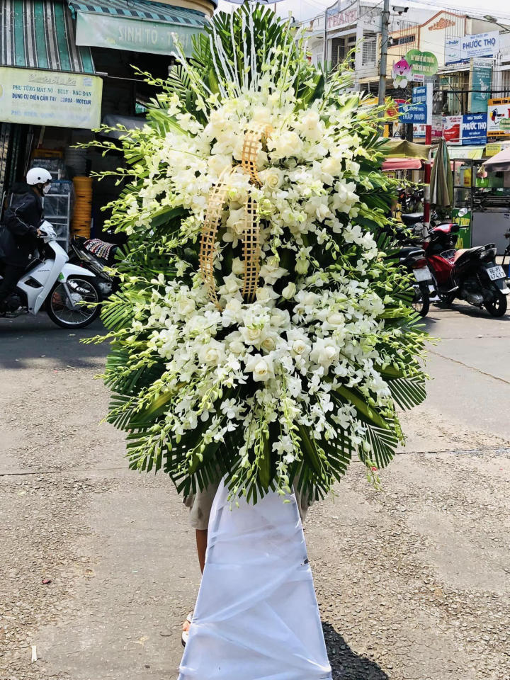 kệ hoa đám tang, kệ hoa viếng, lẳng hoa viếng, lẳng hoa đám tang