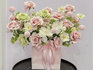 hoa sinh nhật, giỏ hoa sinh nhật tông trắng, hoa sinh nhật tông trắng đẹp