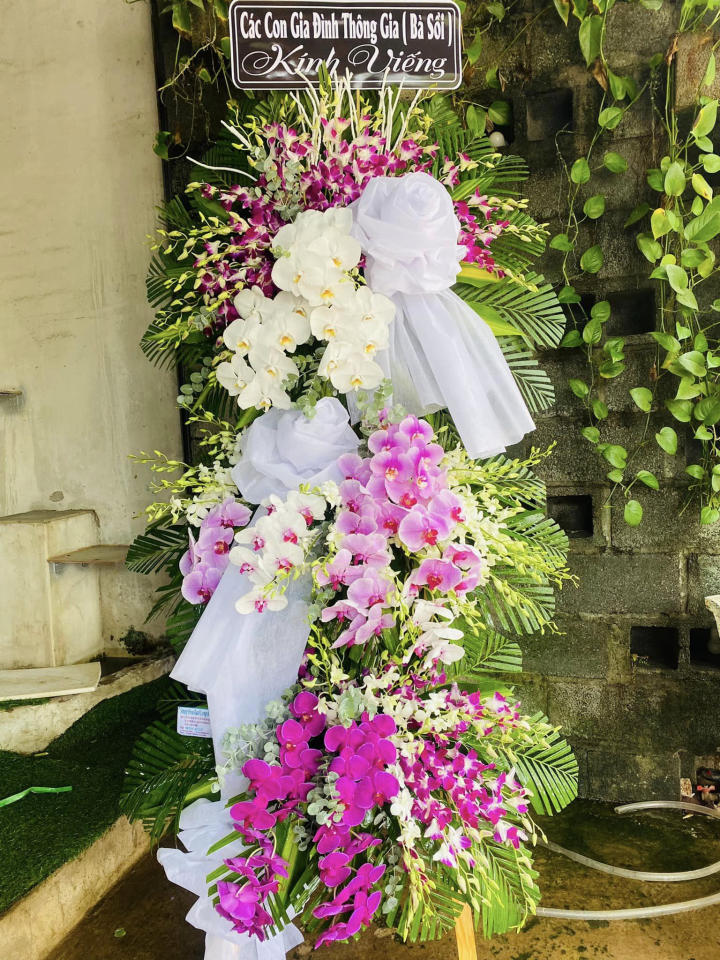 kệ hoa đám tang, kệ hoa viếng, lẳng hoa viếng, lẳng hoa đám tang