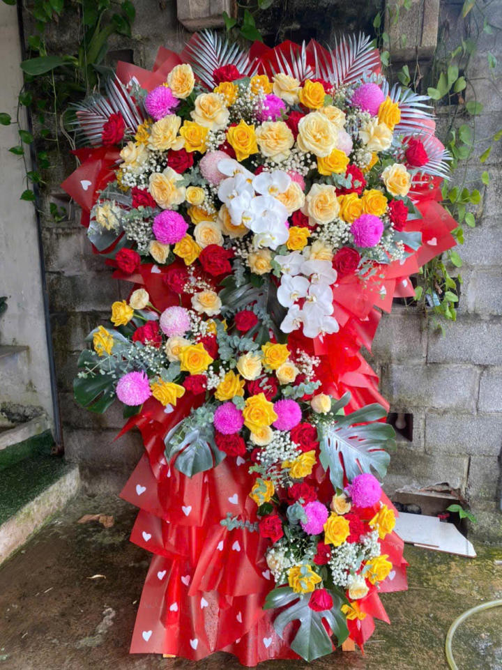 hoa khai trương, kệ hoa khai trương, kệ hoa khai trương đẹp, lẳng hoa khai trương đẹp, lẳng hoa khai trương