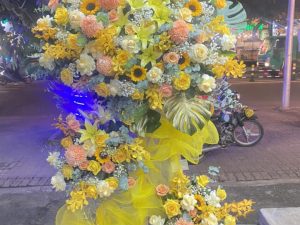 hoa khai trương, kệ hoa khai trương, kệ hoa khai trương đẹp, lẳng hoa khai trương đẹp, lẳng hoa khai trương