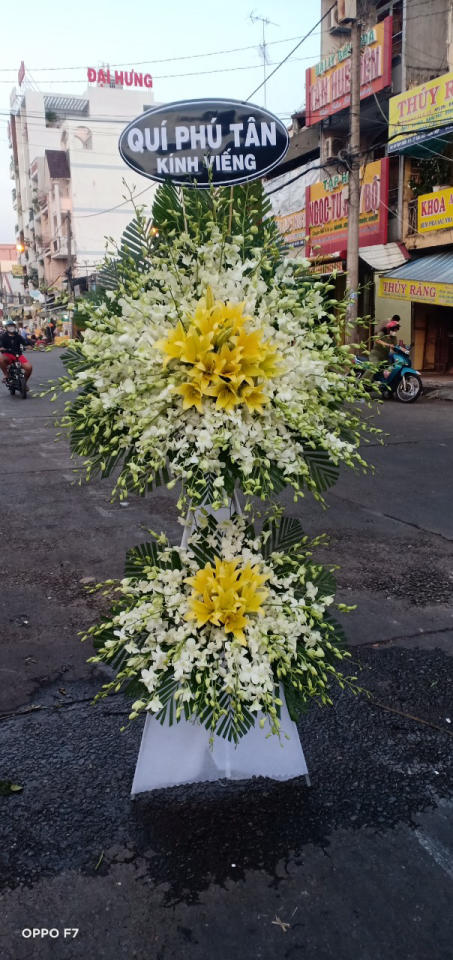 kệ hoa đám tang, kệ hoa viếng, lẳng hoa viếng, lẳng hoa đám tang