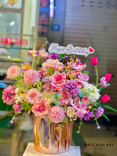 Tiệm nhà Vy Vy - Chuyên hoa lụa, hoa sáp, quà tặng - Tiệm hoa tại Huyện Thanh Hà, Hải Dương