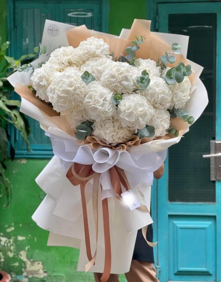 hoa sinh nhật, Bó hoa sinh nhật tông trắng, hoa sinh nhật tông trắng