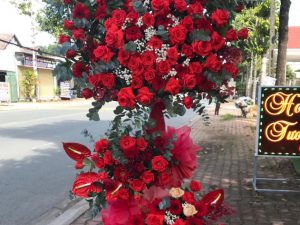 hoa khai trương, kệ hoa khai trương, kệ hoa khai trương đẹp, lẳng hoa khai trương đẹp, lẳng hoa khai trương