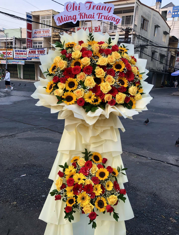 hoa khai trương, kệ hoa khai trương, kệ hoa khai trương đẹp, lẳng hoa khai trương đẹp, lẳng hoa khai trương