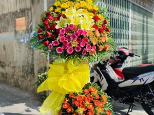 hoa khai trương, kệ hoa khai trương, kệ hoa khai trương đẹp, lẳng hoa khai trương đẹp, lẳng hoa khai trương