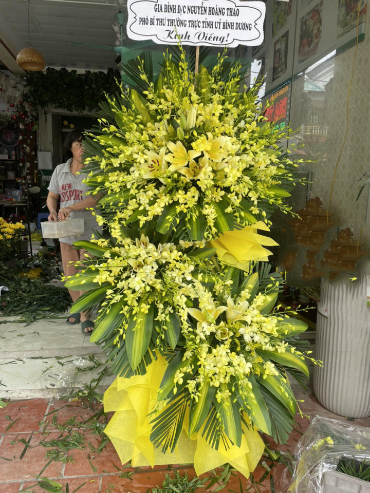 kệ hoa đám tang, kệ hoa viếng, lẳng hoa viếng, lẳng hoa đám tang