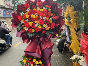 hoa khai trương, kệ hoa khai trương, kệ hoa khai trương đẹp, lẳng hoa khai trương đẹp, lẳng hoa khai trương